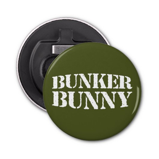 BUNKER BUNNY BUTTON FLESOPENER (Voorkant)