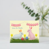 Bunnies, eieren, tulpen en Happy Easter Bunting Briefkaart (Staand voorkant)