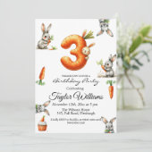 Bunnies en wortelen 3e verjaardagsfeest kaart (Staand voorkant)