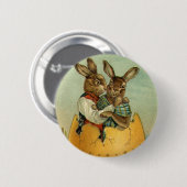 Bunnies in een gouden ei,  Victoriaans Pasen Ronde Button 5,7 Cm (Voorkant /achterkant)