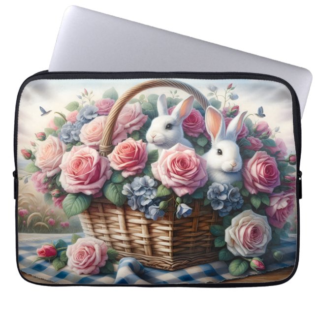 Bunnies Nestled Among Cottage Roses Laptop Sleeve (Voorkant)