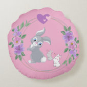 Bunnies with their Mama Rond Kussen (Achterkant)