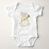 Bunny als Cook met wortel Romper (Voorkant)