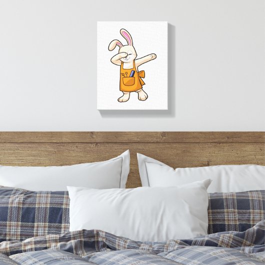 Bunny als Hairdresser met Comb & Scissors Canvas Afdruk (Insitu (Slaapkamer))