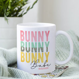 Bunny Babe Cute Modern Girly Easter, speciaal gepe Koffiemok