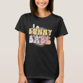 Bunny Babe Rabbit Ear Buffalo Plaid Retro Groovy E T-shirt (Voorkant)
