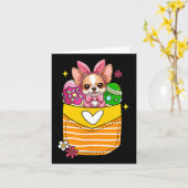 Bunny Chihuahua Pasen Chocolade Eieren In Pocke Kaart (Gele Bloem)