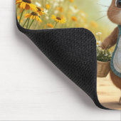 Bunny die over een landpad loopt muismat (Hoek)