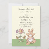 Bunny en bloemen verjaardagsuitnodiging ~ Meisjes Kaart (Achterkant)