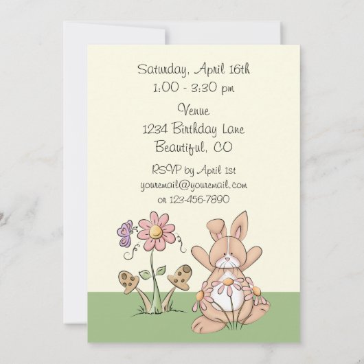 Bunny en bloemen verjaardagsuitnodiging ~ Meisjes Kaart (Achterkant)