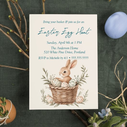 Bunny en eieren in mand beige paaseieren jacht kaart