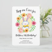 Bunny Hop over pastel Birthday Kaart (Staand voorkant)