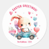 Bunny in Auto Pasen Groeten Custom Ronde Sticker (Voorkant)