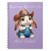 Bunny in Cowboy Outfit met Pet en Overalls Notitieboek (Voorkant)