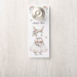 Bunny in een jurk deurhanger