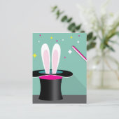 Bunny in een pet magie briefkaart (Staand voorkant)