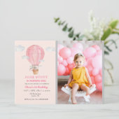 Bunny in hotair ballon roze 1 verjaardag kaart (Staand voorkant)