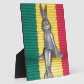 Bunny in Rasta Kleuren: Een vleugje Groovy Fotoplaat (Zijkant)