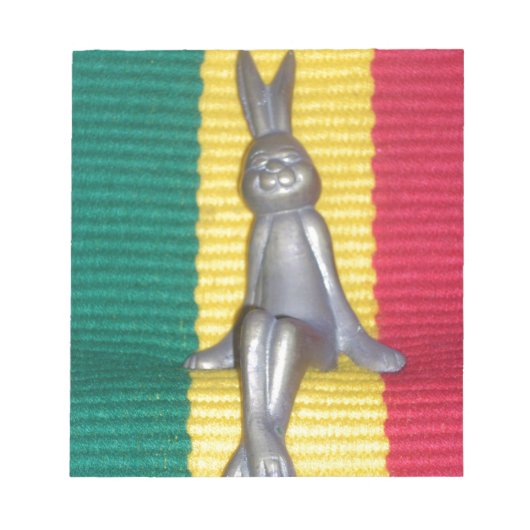 Bunny in Rasta Kleuren: Een vleugje Groovy Notitieblok (Voorkant)