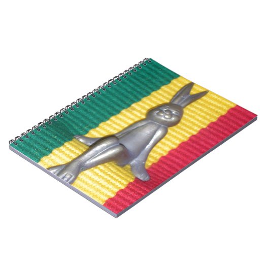 Bunny in Rasta Kleuren: Een vleugje Groovy Notitieboek (Linkerzijde)