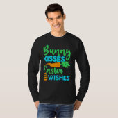 Bunny Kisses Easter wenst Happy Easter Day Cute B T-shirt (Voorkant volledig)