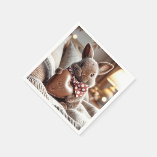 Bunny met chocolade hart servet (Hoek)