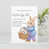 Bunny met eieren in mand paaseieren jacht kaart (Staand voorkant)