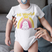 Bunny met kleurrijke regenboog romper