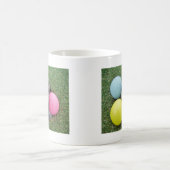 Bunny met roze blauw geel ei koffiemok (Center)