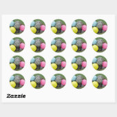Bunny met roze blauw geel ei ronde sticker (Vel)
