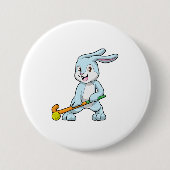 Bunny op Field hockey met Hockey stick Ronde Button 7,6 Cm (Voorkant)