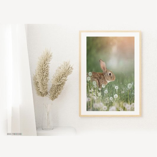 Bunny Rabbit in Zitting in Dandelion Field Girls R Foto Afdruk