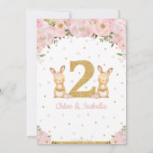 Bunny Rabbit Twin Girls 2e verjaardag Twins Kaart (Achterkant)