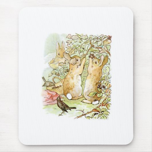 Bunny Rabbits: Blackberry Picking (Beatrix Potter) Muismat (Voorkant)