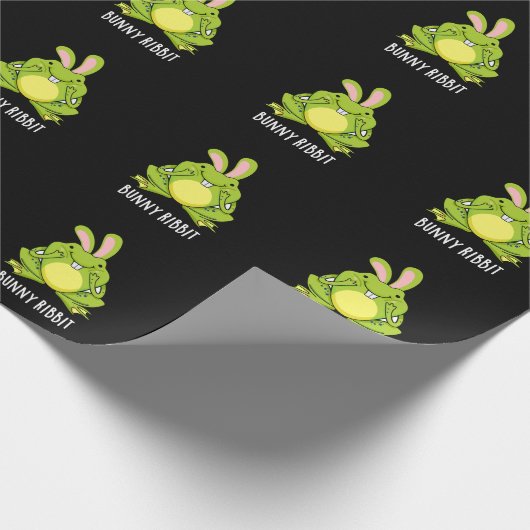 Bunny Ribbit Funny Rabbit Frog Pun Dark BG Cadeaupapier (Hoek)