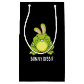 Bunny Ribbit Funny Rabbit Frog Pun Dark BG Klein Cadeauzakje (Voorkant)