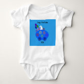 Bunny Riding Egg Car #2 Baby Bodysuit (Voorkant)
