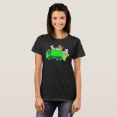 Bunny Riding Garbage Easter Day Bunny T-shirt (Voorkant volledig)