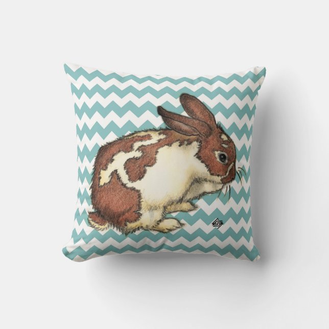 Bunny spoelt zijn gezicht met blauwe chevron kussen (Voorkant)