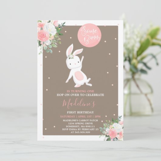 Bunny Verjaardag Uitnodiging Enkele Bunny Verjaard (Staand voorkant)