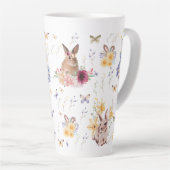 Bunny viert paasdag met vlinders latte mok (Rechterhoek)