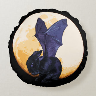 BunnyLuv Halloween Pillow met Ethan Rond Kussen