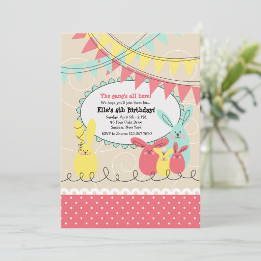 Bunny's Celebration Invitation Kaart (Staand voorkant)