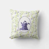 Bunny's Embrace Spring Floral Kussen (Voorkant)