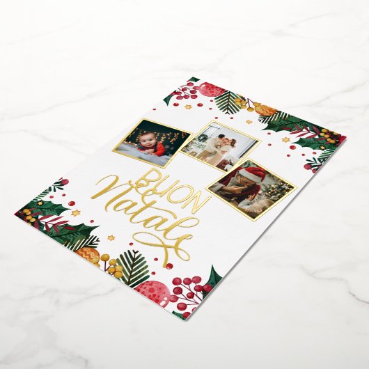 Buon Natale Red Berries Green Holly Photo Collage Folie Feestdagenkaart (Gedraaid)