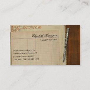 bureau met papierkaartjes vulpen pen visitekaartje