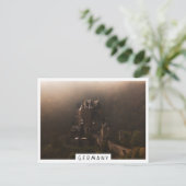 Burg Eltz kasteel in de ochtend mist Briefkaart (Staand voorkant)