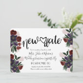 Burgandy Floral New Date Cancelding Wedding Kaart (Staand voorkant)