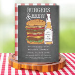 Burgers & Brew Couples Showuitnodiging Kaart<br><div class="desc">Moderne en leuke hamburgers & barbecue stellen een bruiloft met een fles bier met een enorme hamburgers op een zwarte achtergrond en een bijbehorende rode doek voor een speciale aanraking.</div>