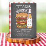 Burgers & Brew repetitie Kaart<br><div class="desc">Moderne en leuke hamburgers en barbecue-barbecue-feestdagen met een flesje bier met een enorme hamburgers op een zwarte achtergrond en een bijbehorende rode doek voor een speciale aanraking.</div>